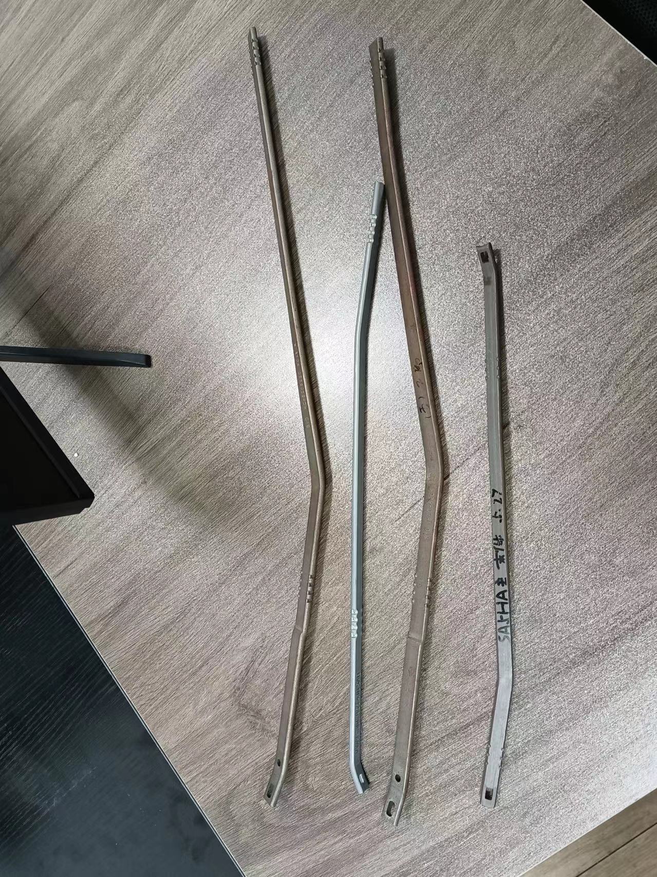 汽車(chē)零部件雨刮器